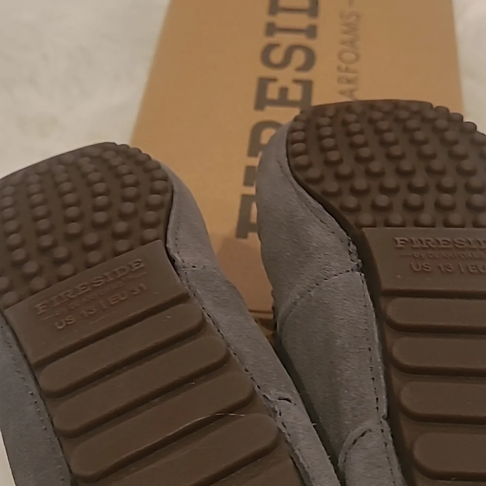 Fireside by Dearfoams Size 13 Kids Genuine Suede
